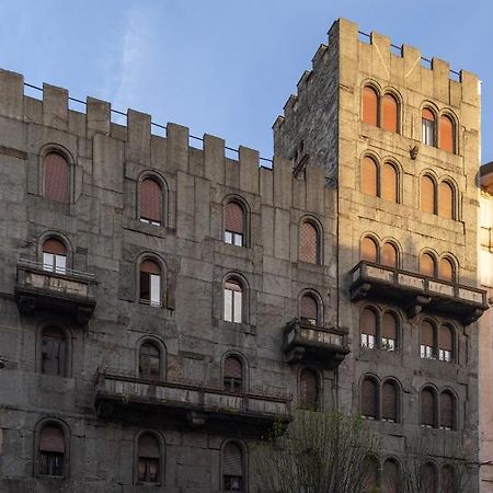 Interno Appartamento In Un Castello Storico In Centro Milano Esterno foto