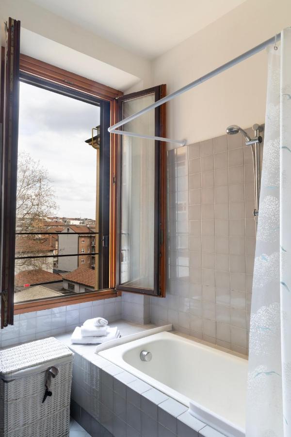 Interno Appartamento In Un Castello Storico In Centro Milano Esterno foto