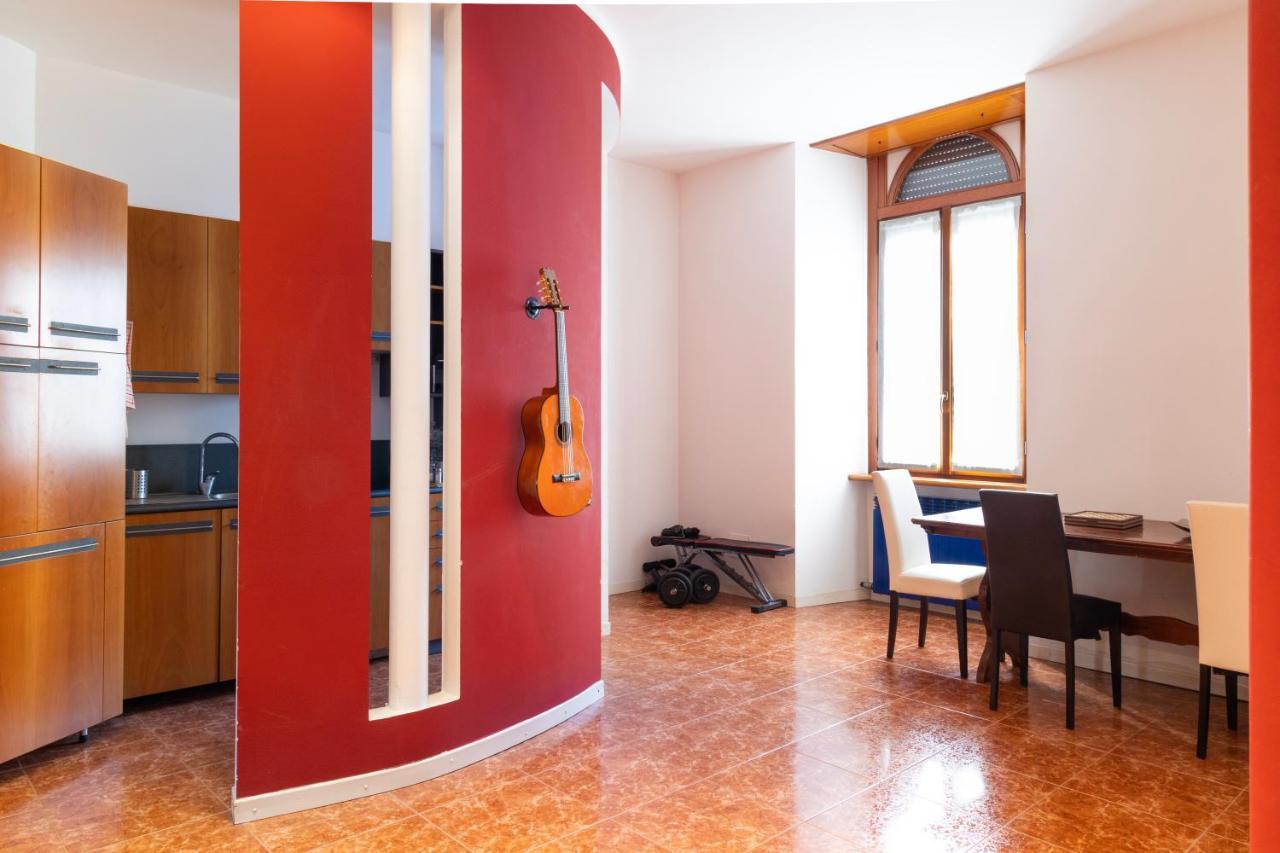 Interno Appartamento In Un Castello Storico In Centro Milano Esterno foto