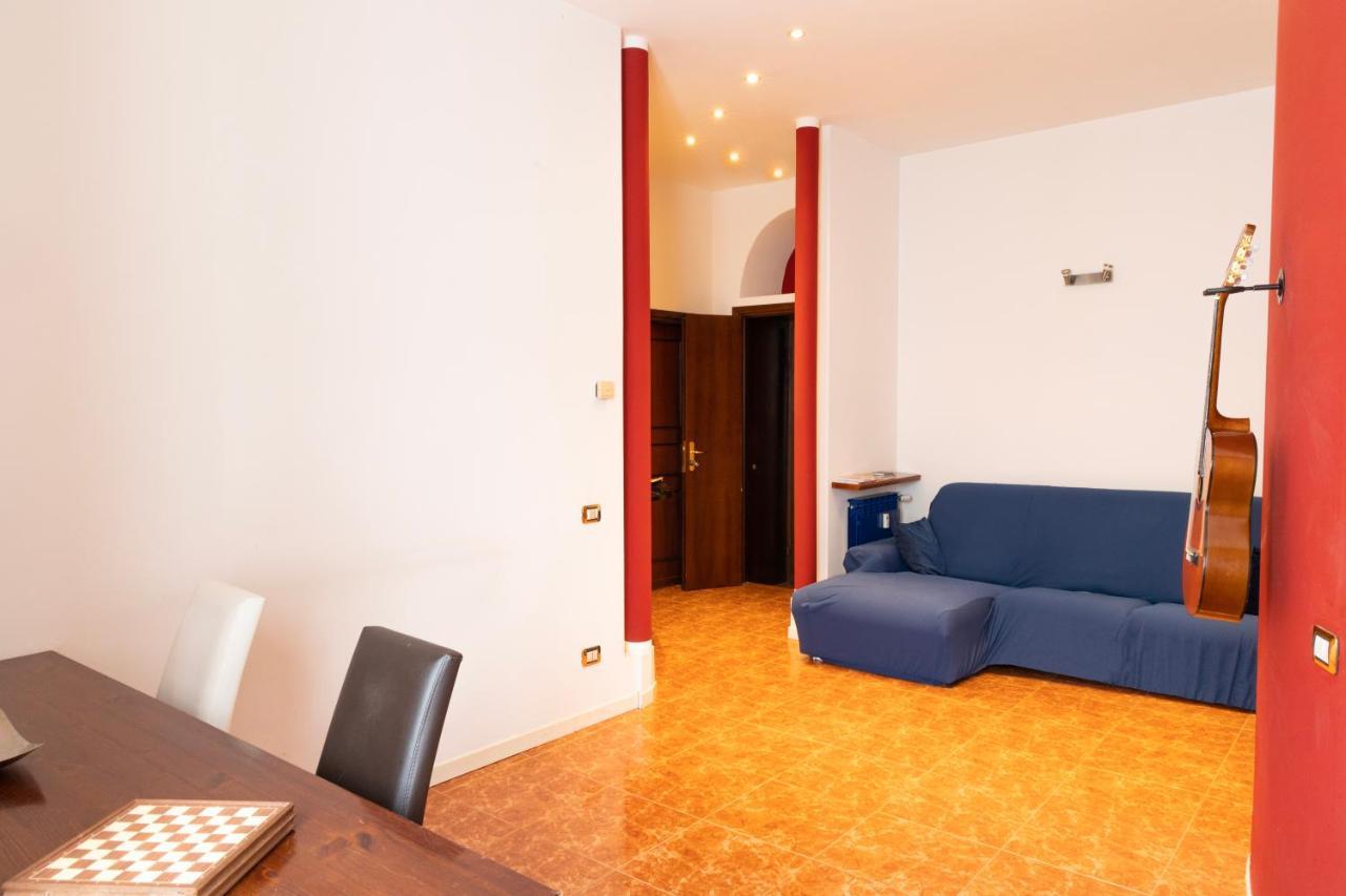 Interno Appartamento In Un Castello Storico In Centro Milano Esterno foto